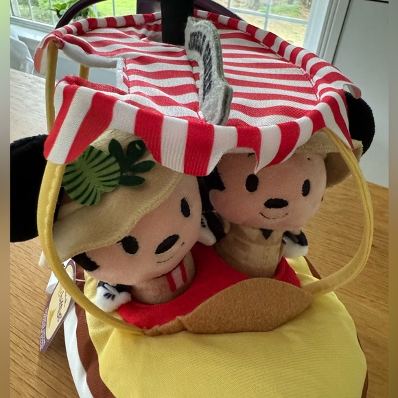 NWT Hallmark and Disney! Itty Bitty’s Jungle Cruise Plush with Mickey and Minnie - Picture 1 of 9